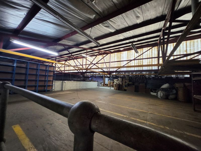 Prime Industrial Space in Beaconvale – Centrally Located with Excellent Transport Links - Photo 7