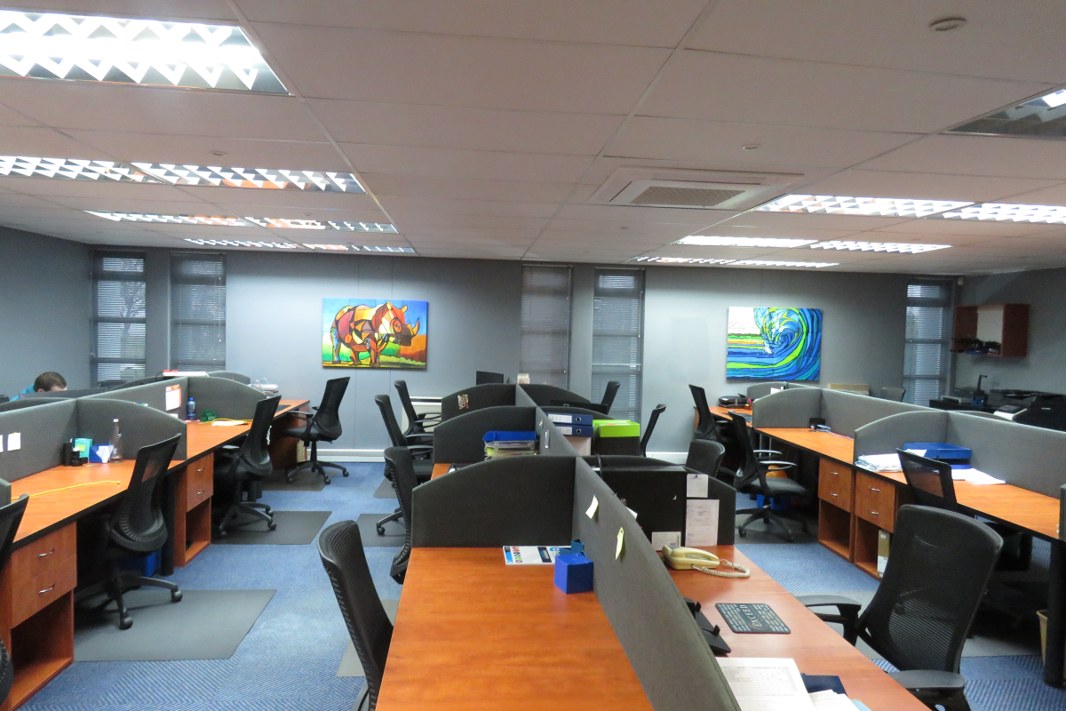 Elevate Your Business: Premium Office Space in the Heart of Somerset West Mall Triangle - Photo 5