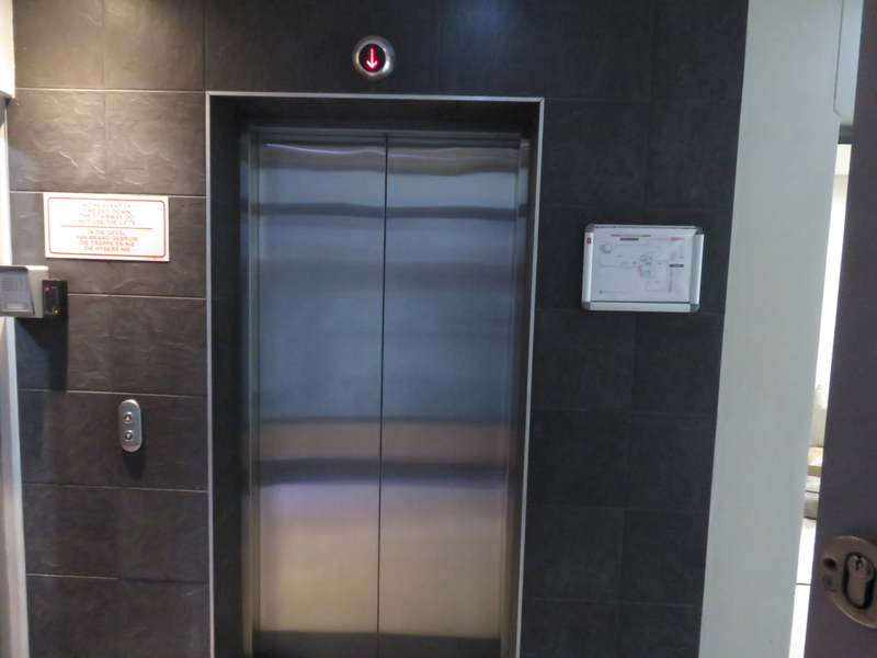 Elevate Your Business: Premium Office Space in the Heart of Somerset West Mall Triangle - Photo 4