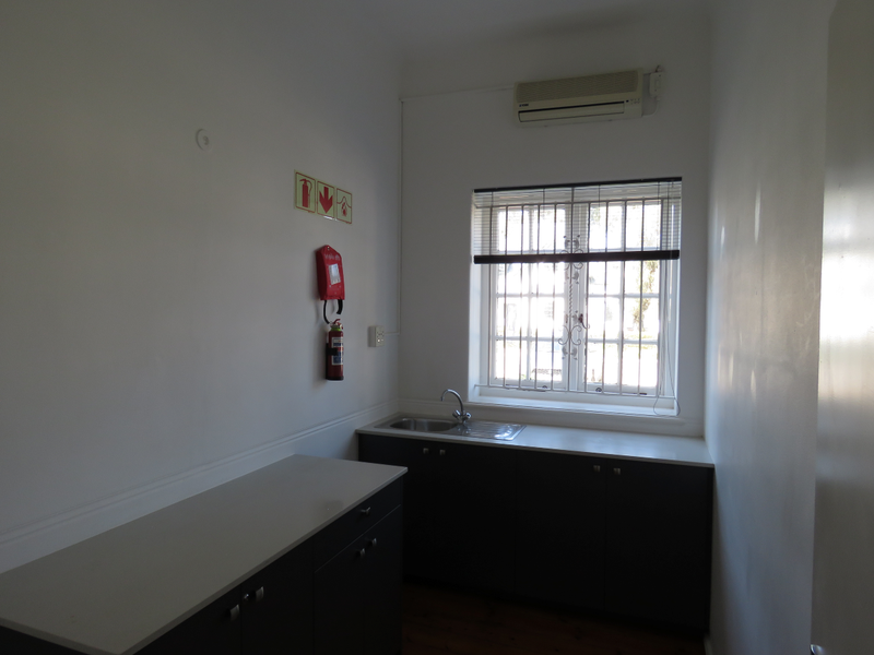 Secure Professional Office Space in Paardevlei Today - Photo 5