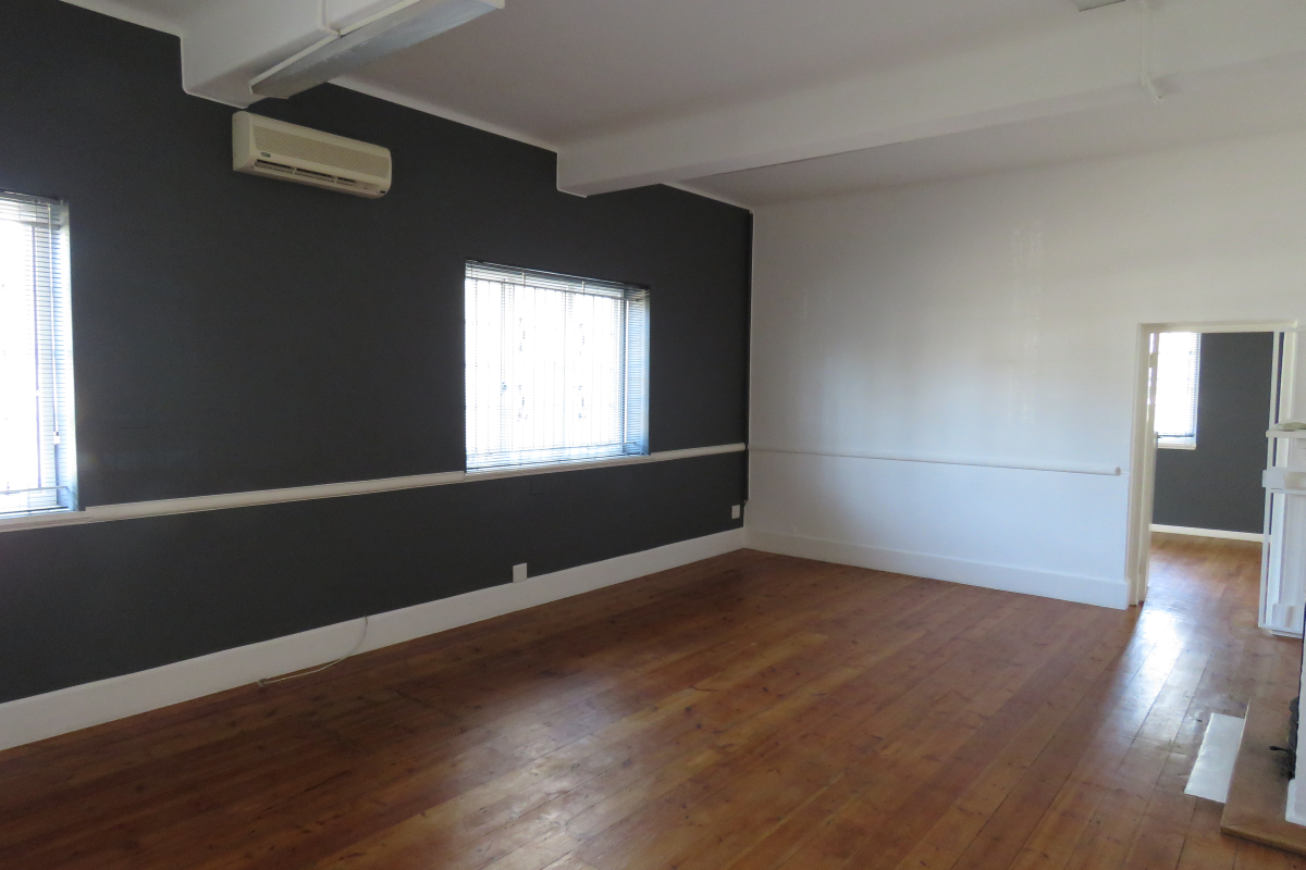 Work Smarter in the Heart of Paardevlei - Photo 5