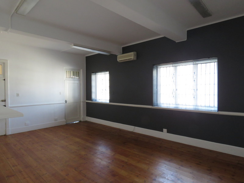 Work Smarter in the Heart of Paardevlei - Photo 8