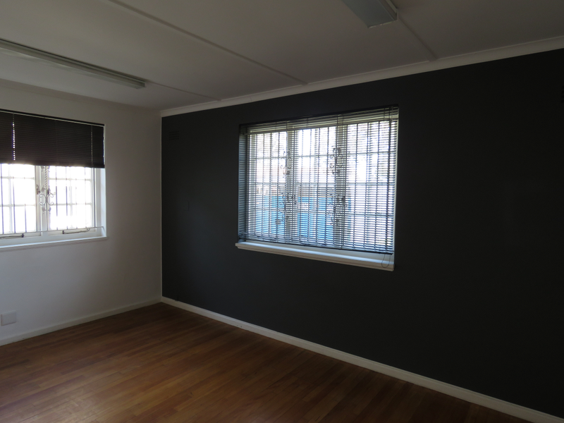 Work Smarter in the Heart of Paardevlei - Photo 9