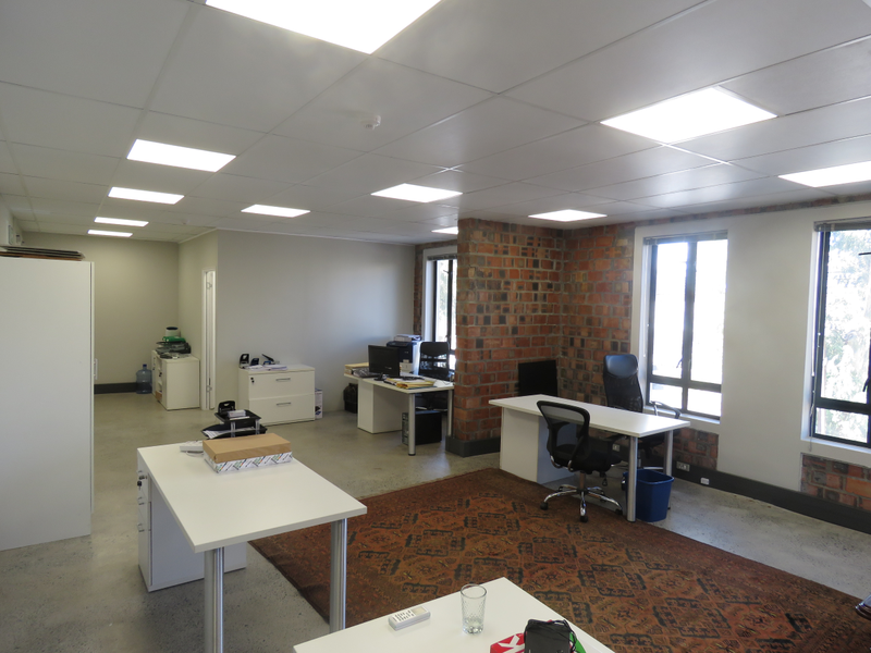 Establish Your Business in Paardevlei’s Premier Office Location - Photo 8