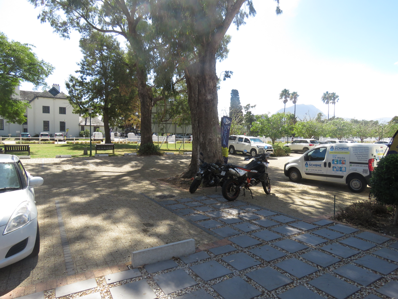 Establish Your Business in Paardevlei’s Premier Office Location - Photo 2