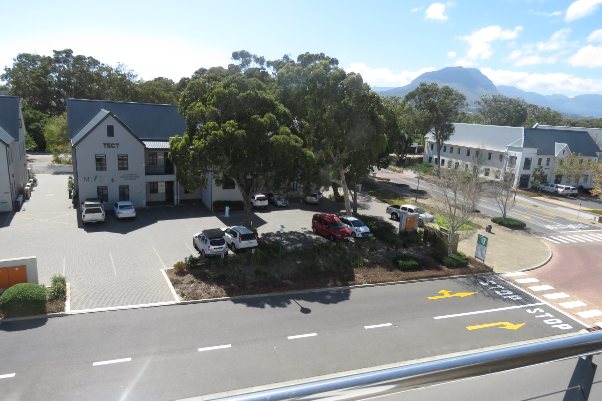 Top-Tier Office Space in the Prestigious Paardevlei Area - Photo 3