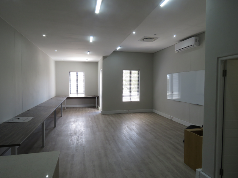 Top-Tier Office Space in the Prestigious Paardevlei Area - Photo 8