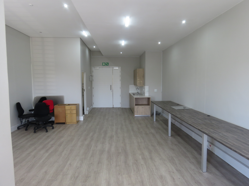 Top-Tier Office Space in the Prestigious Paardevlei Area - Photo 5