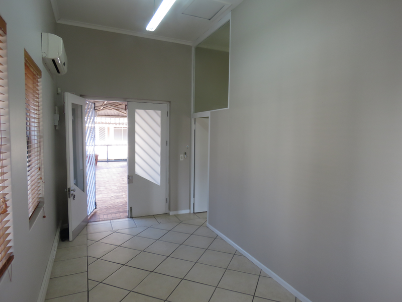 Prime Office Space for Rent in Audas Estate, Somerset Wes - Photo 4