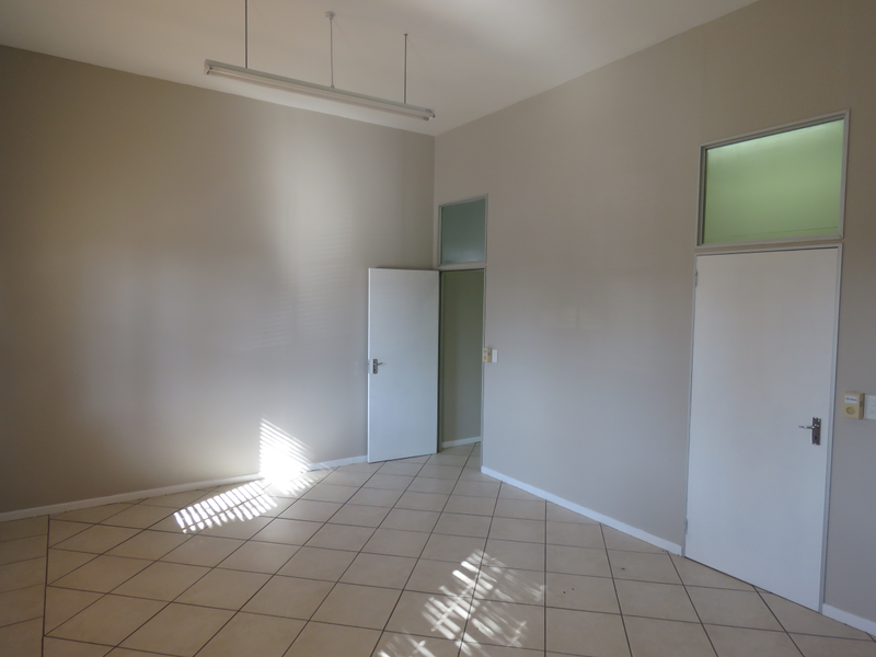 Prime Office Space for Rent in Audas Estate, Somerset Wes - Photo 9