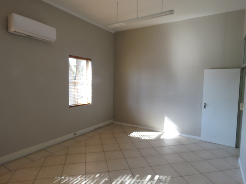 Prime Office Space for Rent in Audas Estate, Somerset Wes - Photo 7