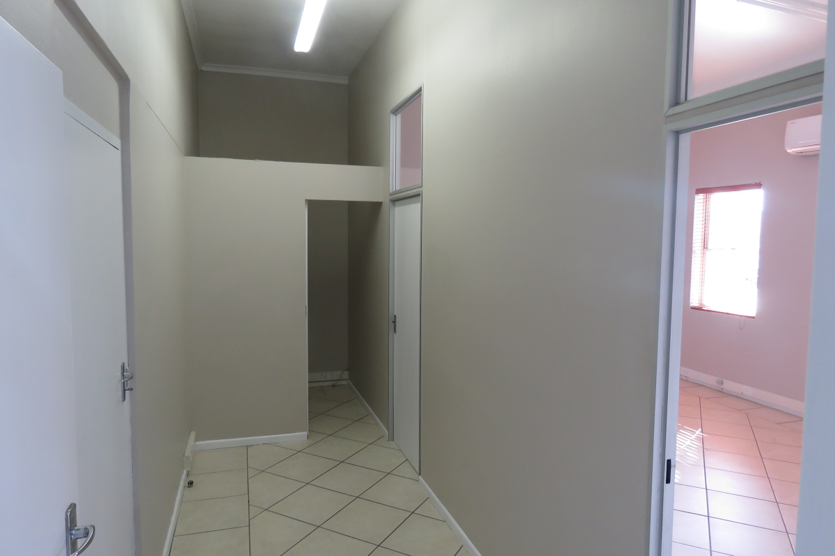 Prime Office Space for Rent in Audas Estate, Somerset Wes - Photo 5