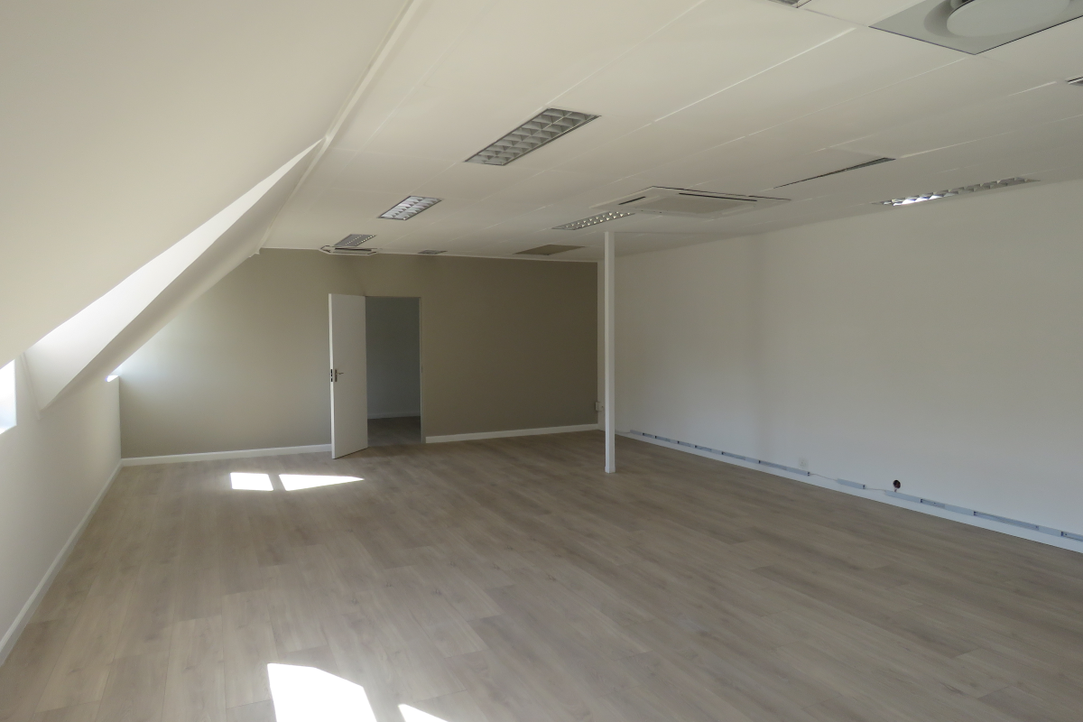 Modern Loft-Style Office Space in the Heart of Somerset West - Photo 2