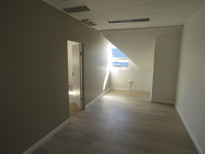 Modern Loft-Style Office Space in the Heart of Somerset West - Photo 7