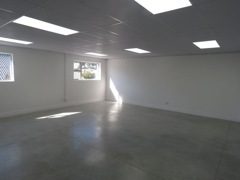 Contemporary Office Space for Rent – Somerset West CBD - Photo 4
