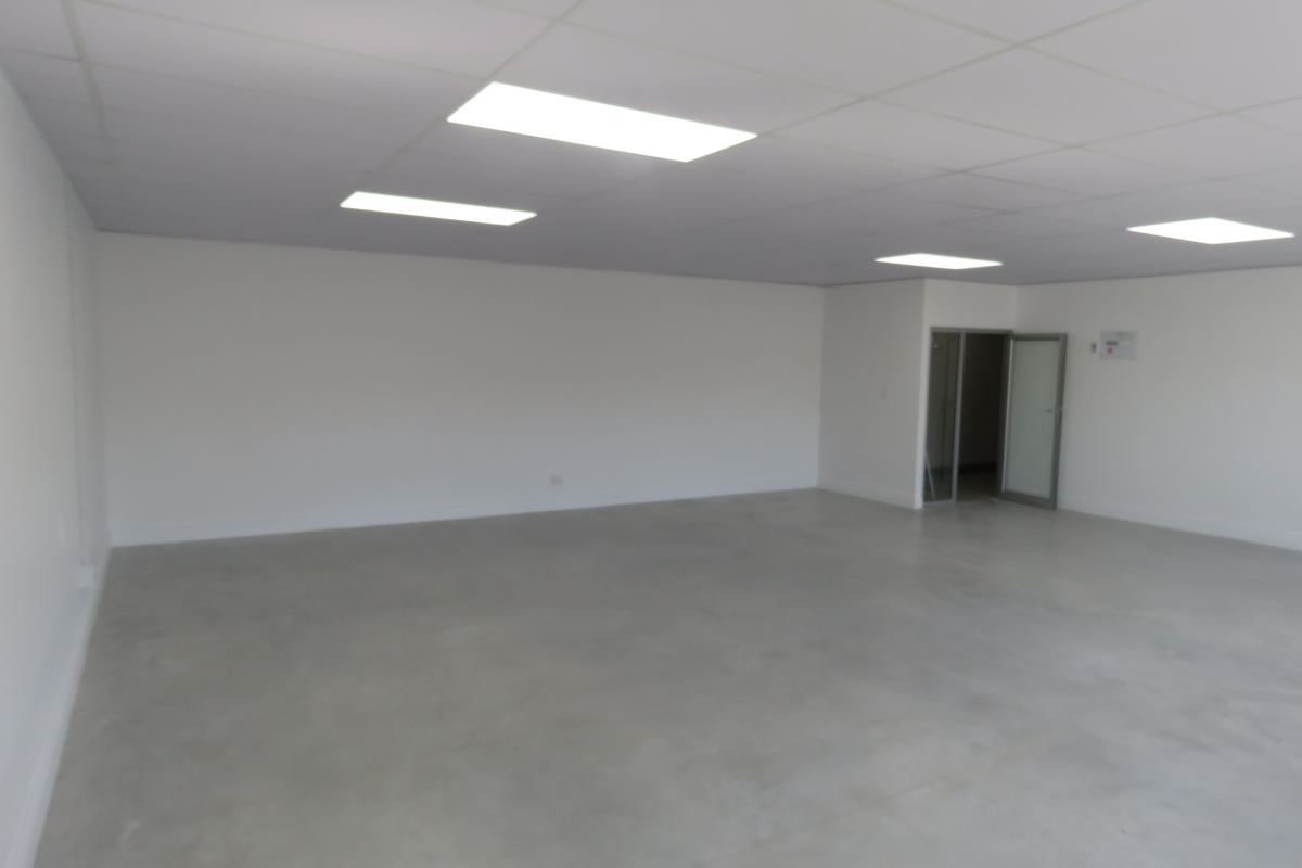 Central Somerset West Office with a Modern, Open Feel - Photo 2