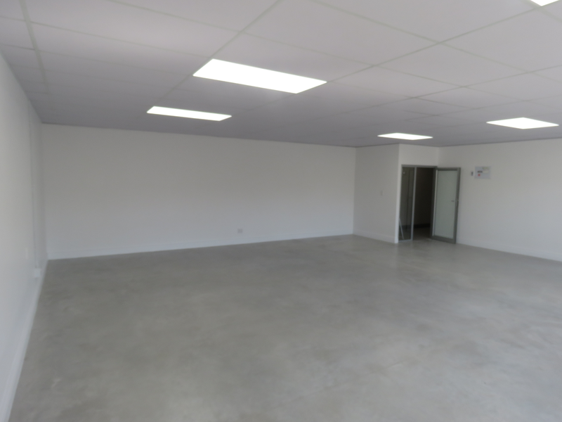 Central Somerset West Office with a Modern, Open Feel - Photo 2
