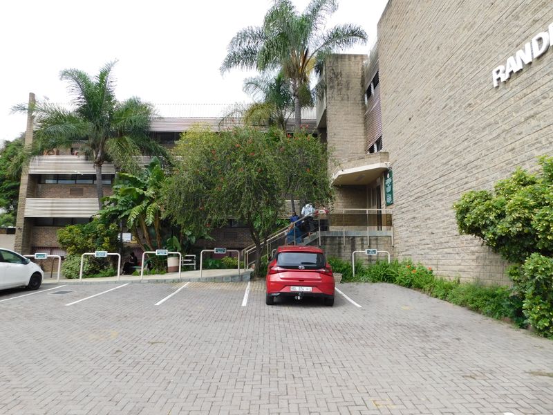 Functional Workspace Perfect For Call Centres To Let / For Sale. - Photo 2