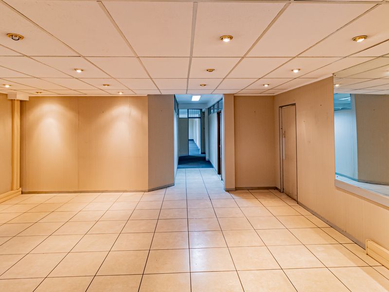 Neat And Functional Office Space Ideal For Small Call Centres / Similar. - Photo 5