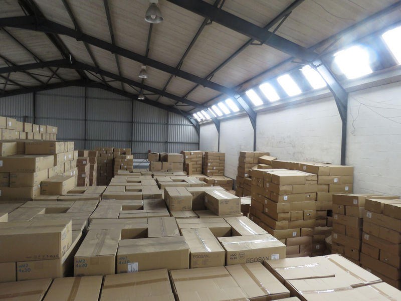 Prime 652m2 Warehouse for Lease in High-Demand Okavango Park - Photo 3