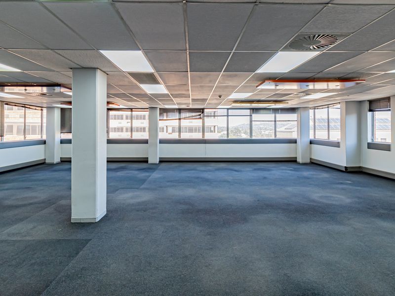Ideal Workspace For Businesses Needing Mainly Open Plan Offices - Photo 3