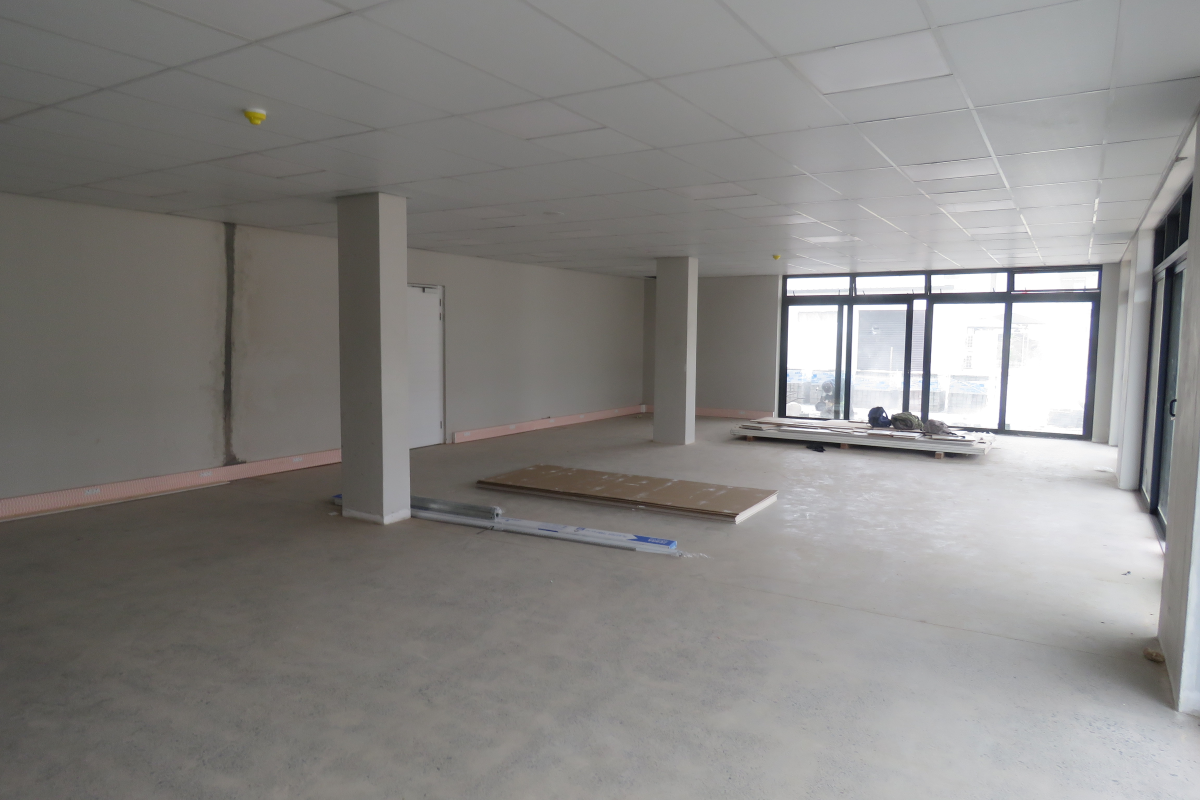 Position Your Practice for Growth and Prestige – New Medical Suites in the Heart of Paardevlei - Photo 5