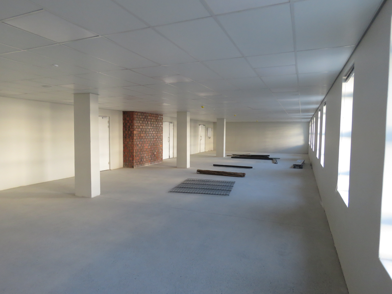 Set a New Standard in Private Practice – Premium Medical Suites Across from Busamed - Photo 6