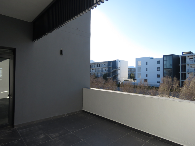 Maximise Patient Access and Referrals in a High-Visibility Medical Hub - Photo 8