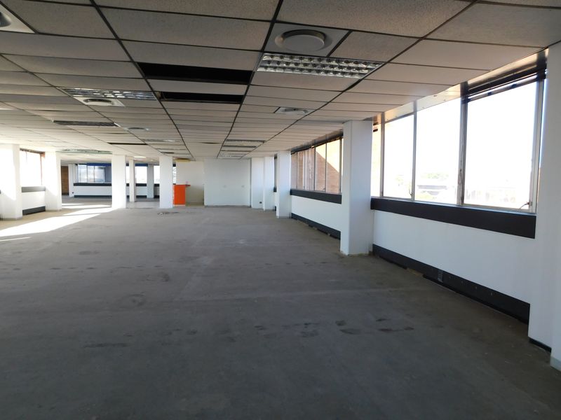 Perfect Contact / Call Centre Or Similar Workspace Available Now. - Photo 7