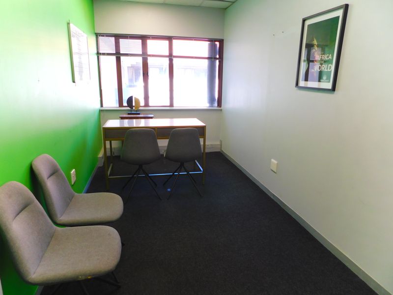 Corporate Offices At A Great Address Available Now. - Photo 10