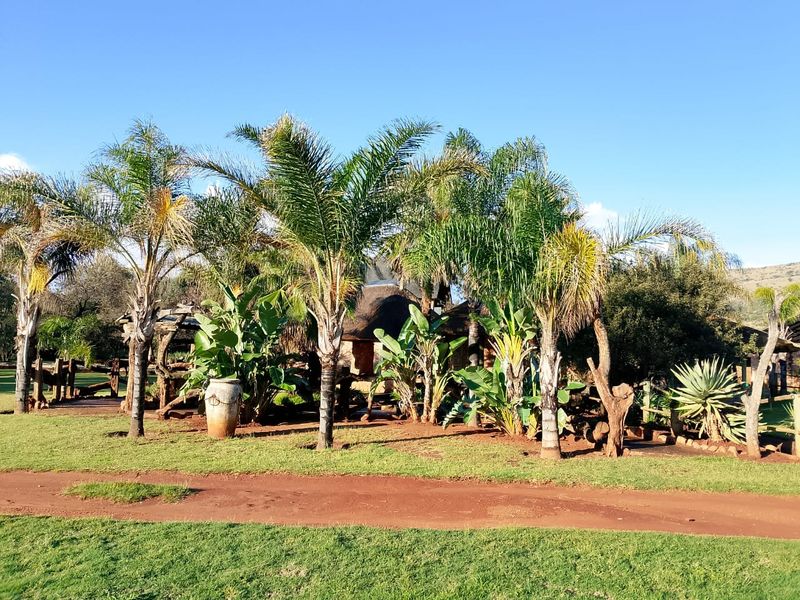 Leisure Resort in Hekpoort - Photo 3