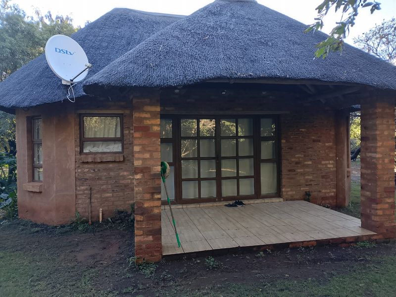 Leisure Resort in Hekpoort - Photo 7