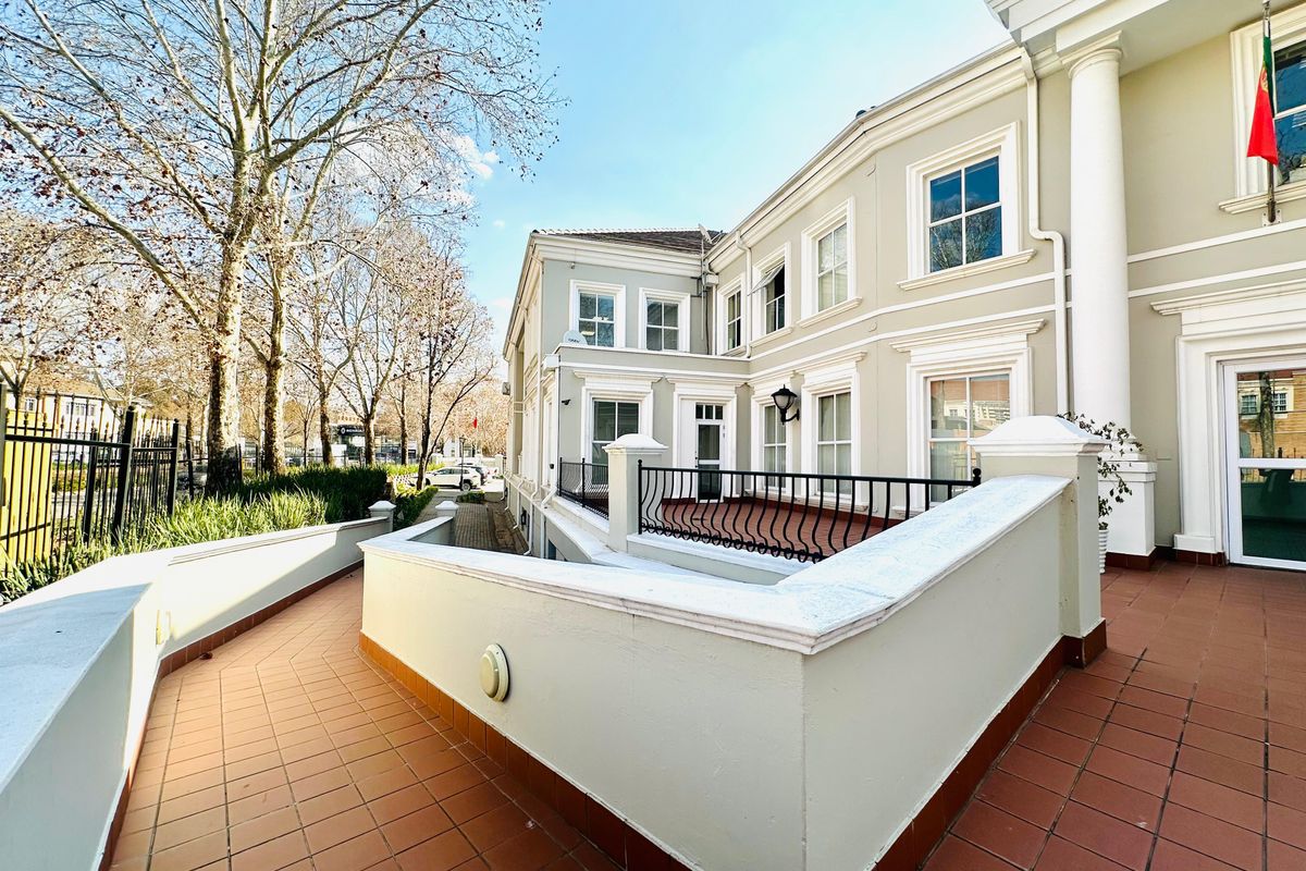 Office Space for Rent – Prime Location in Bruma - Photo 4