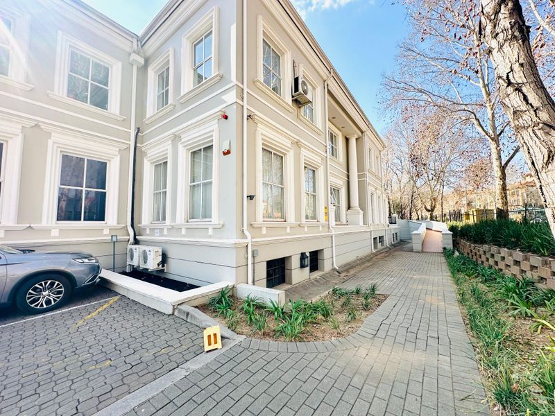 Office Space for Rent – Prime Location in Bruma - Photo 2