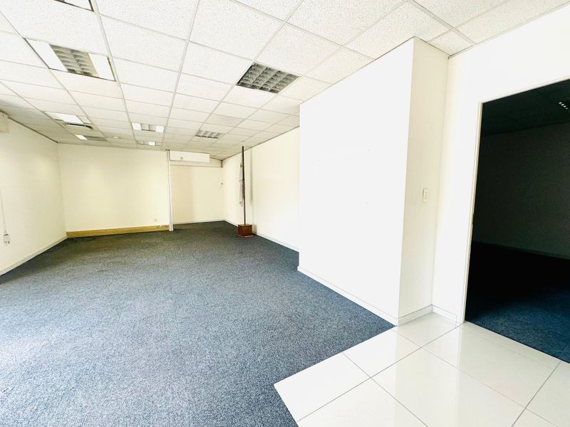 Office Space for Rent – Prime Location in Bruma - Photo 10