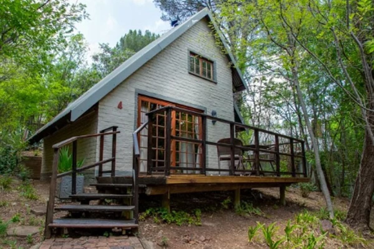 Your Turnkey Hospitality Investment in the Magaliesberg Biosphere - Photo 4