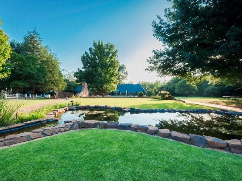 Your Turnkey Hospitality Investment in the Magaliesberg Biosphere - Photo 2