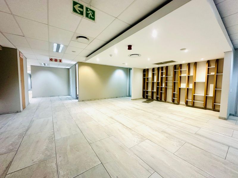 Premium Office Space in Bryanston’s Elite Business District - Photo 8