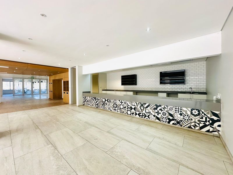 Premium Workspace in Bryanston’s Prestigious Commercial Hub - Photo 6