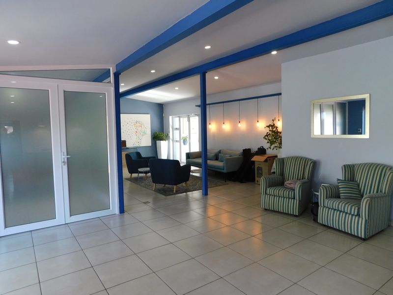 Immaculate A Grade Freestanding Offices To Let / For Sale. - Photo 7