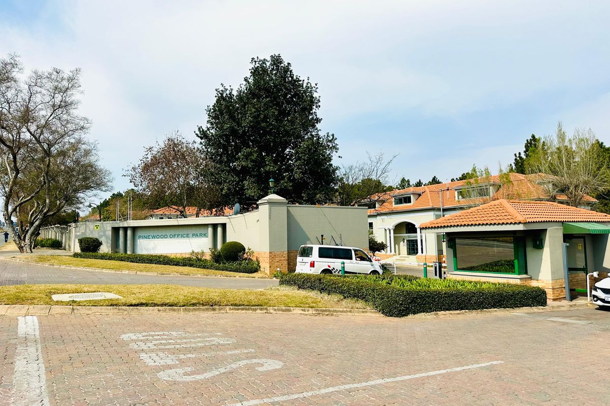 Prime Commercial Loft in Woodmead’s Prestigious Business Precinct - Photo 3