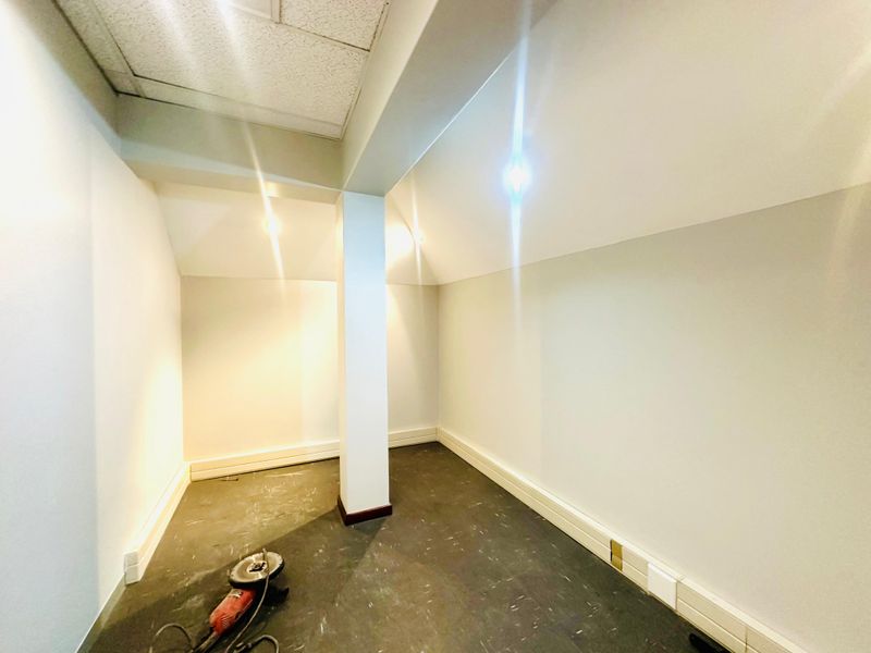 Prime Commercial Loft in Woodmead’s Prestigious Business Precinct - Photo 8