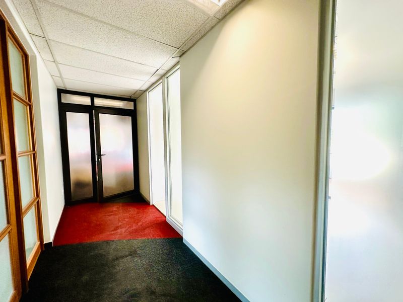 Prime Commercial Loft in Woodmead’s Prestigious Business Precinct - Photo 6