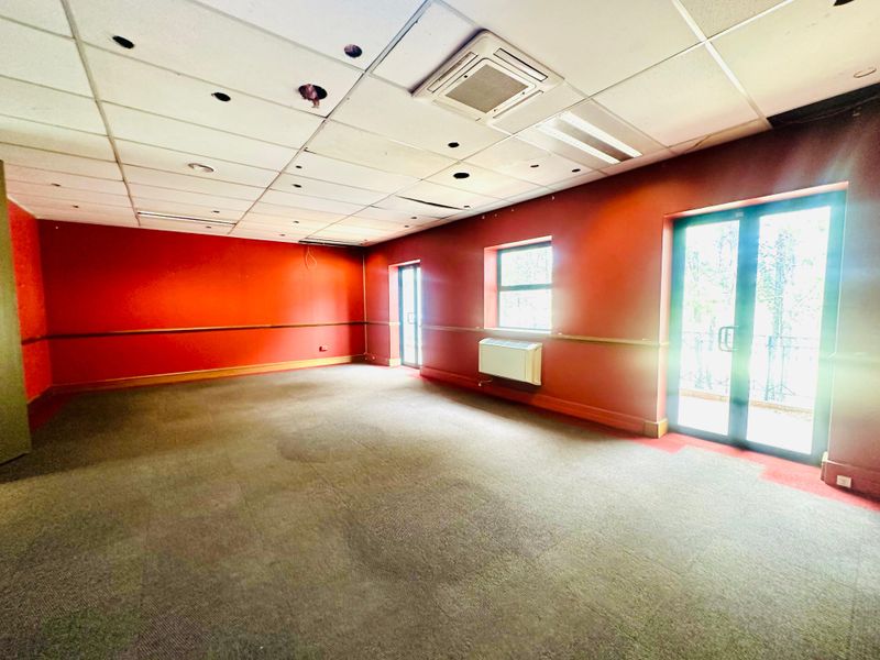 Exceptional First-Floor Office Space in Woodmead’s Premier Business District - Photo 9