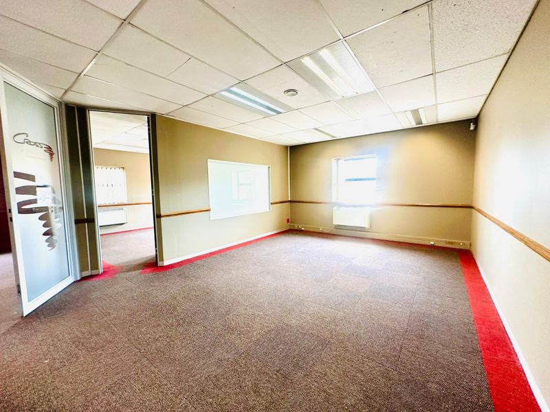 Exceptional First-Floor Office Space in Woodmead’s Premier Business District - Photo 7