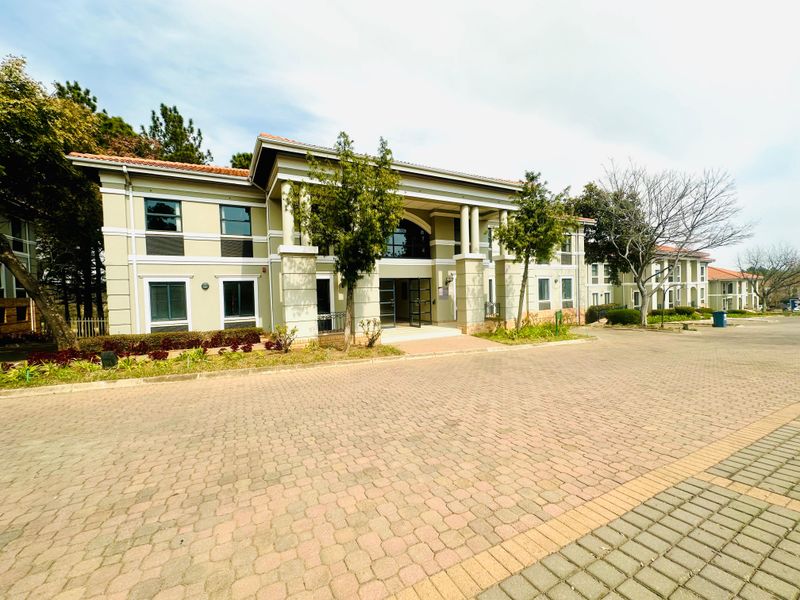 Exceptional First-Floor Office Space in Woodmead’s Premier Business District - Photo 2