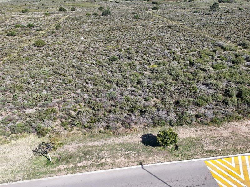 LOVELY LEVEL LARGE 4028 m2 COMMERCIAL STAND FOR SALE - Photo 6