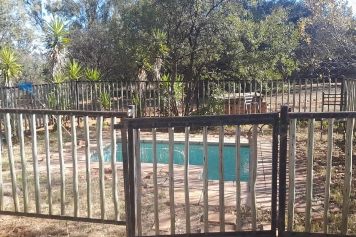 Interesting Bush Lodge - Photo 5