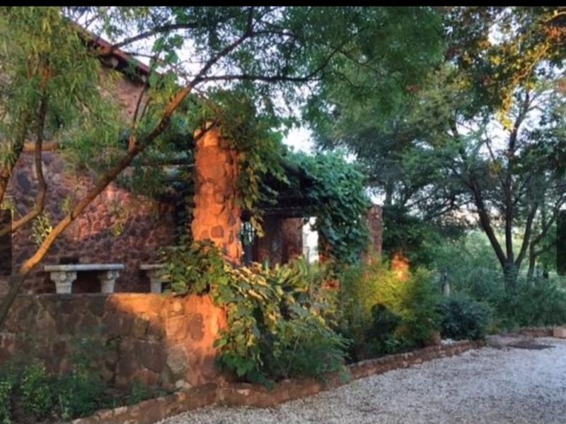 Interesting Bush Lodge - Photo 2