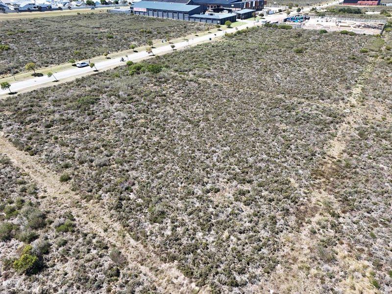 LOVELY LEVEL LARGE 3843  m2 COMMERCIAL STAND FOR SALE - Photo 4